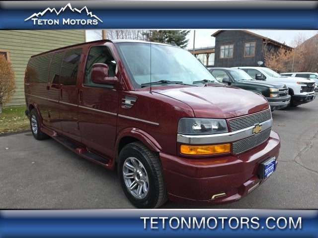 2021 Chevrolet Express Passenger 3500 1LS
