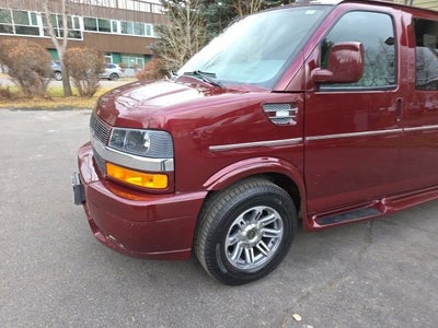 2021 Chevrolet Express Passenger 3500 1LS