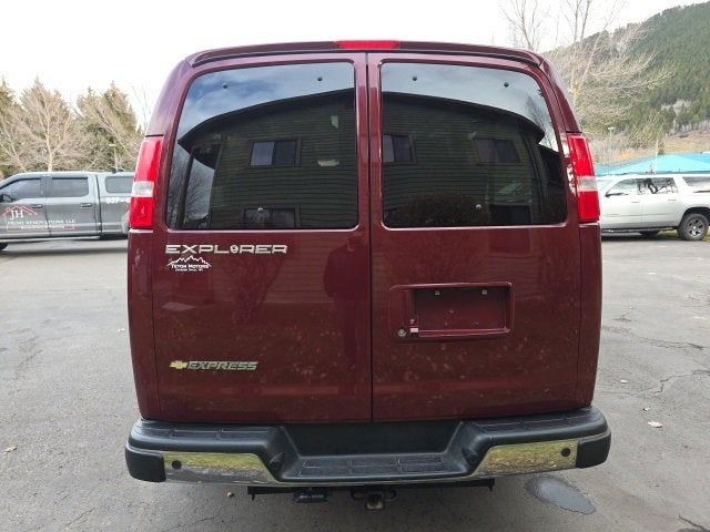 2021 Chevrolet Express Passenger 3500 1LS