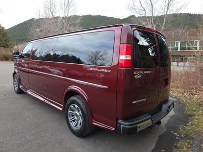 2021 Chevrolet Express Passenger 3500 1LS