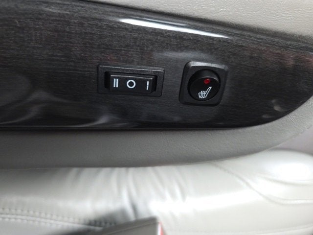 2021 Chevrolet Express Passenger 3500 1LS