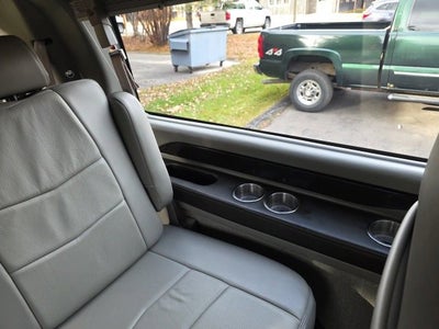 2021 Chevrolet Express Passenger 3500 1LS