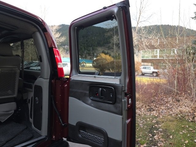 2021 Chevrolet Express Passenger 3500 1LS