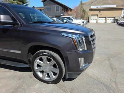 2018 Cadillac Escalade Luxury
