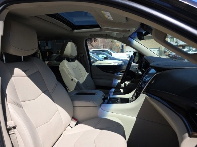 2018 Cadillac Escalade Luxury