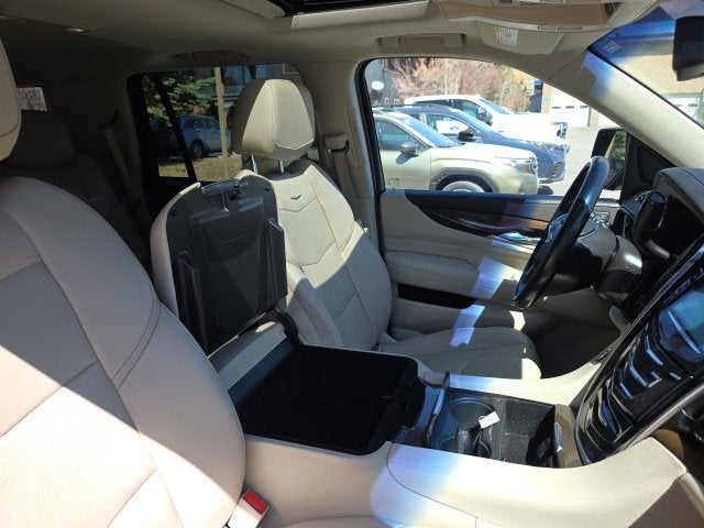 2018 Cadillac Escalade Luxury