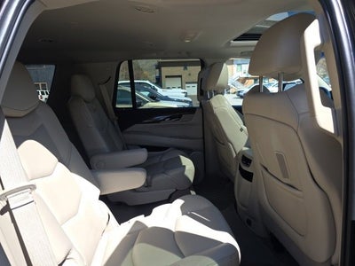 2018 Cadillac Escalade Luxury