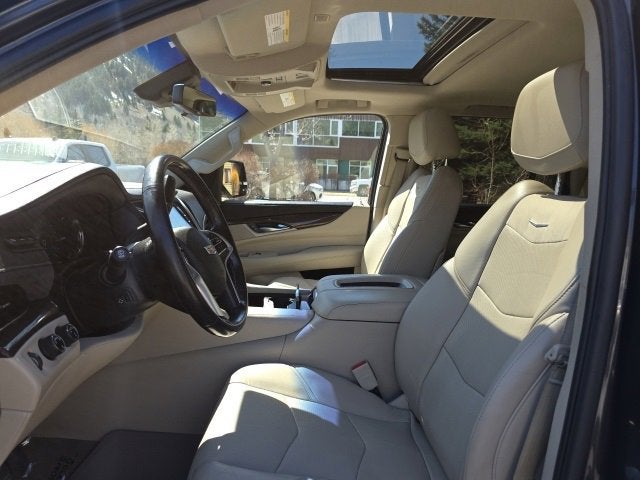 2018 Cadillac Escalade Luxury