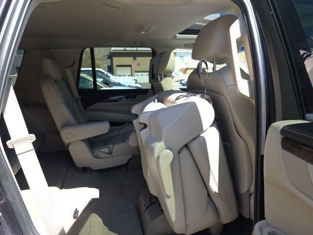 2018 Cadillac Escalade Luxury