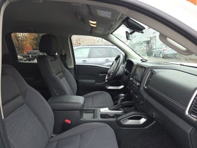 2023 Nissan Frontier SV