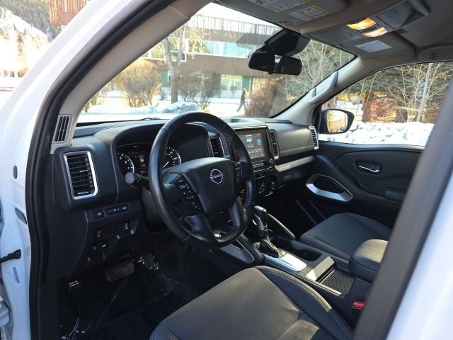 2023 Nissan Frontier SV