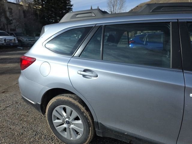 2017 Subaru Outback BLACK
