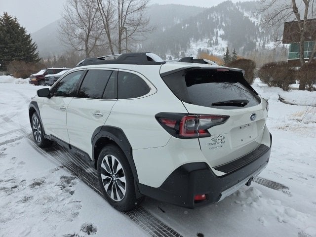 2023 Subaru Outback Touring XT