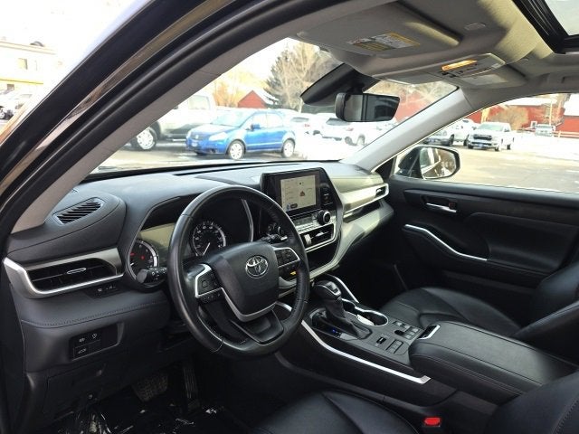 2024 Toyota Highlander LE