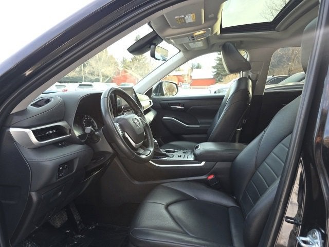 2024 Toyota Highlander LE