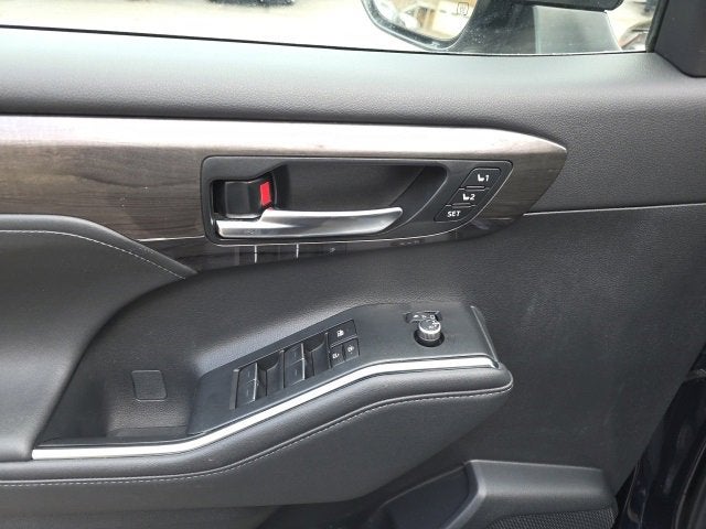 2023 Toyota Highlander Hybrid Limited