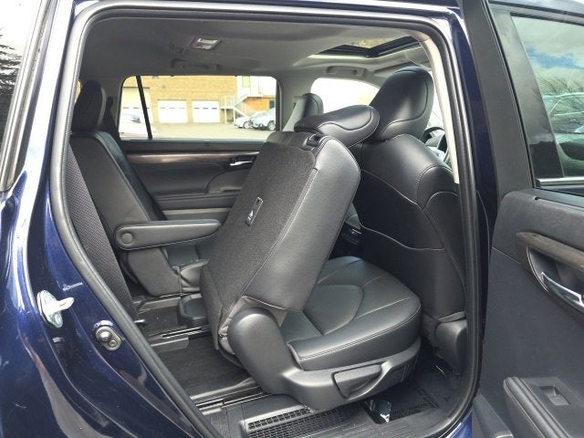 2023 Toyota Highlander Hybrid Limited