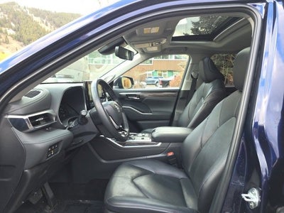 2023 Toyota Highlander Hybrid Limited