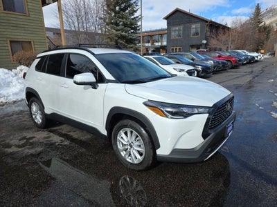 2023 Toyota Corolla Cross LE