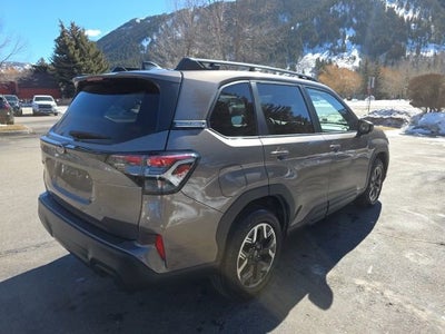 2025 Subaru Forester Premium