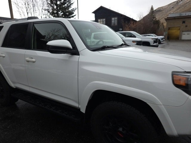 2022 Toyota 4Runner SR5