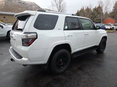 2022 Toyota 4Runner SR5