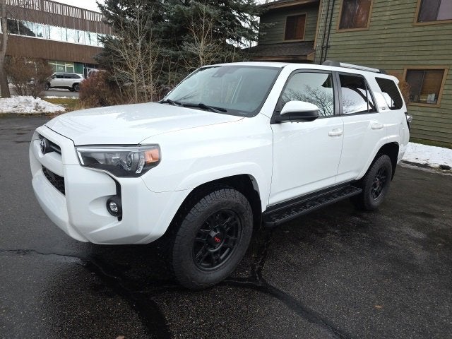 2022 Toyota 4Runner SR5