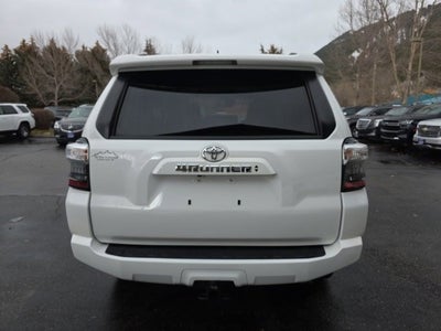 2022 Toyota 4Runner SR5