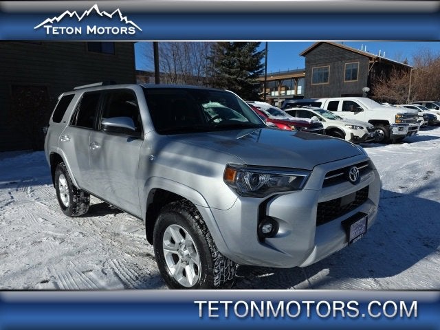 2024 Toyota 4Runner SR5