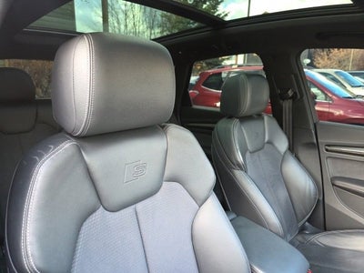 2022 Audi SQ5 Premium Plus