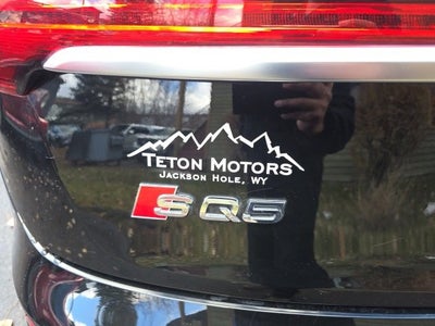 2022 Audi SQ5 Premium Plus