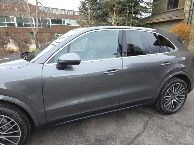 2019 Porsche Cayenne Base