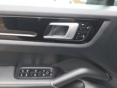 2019 Porsche Cayenne Base