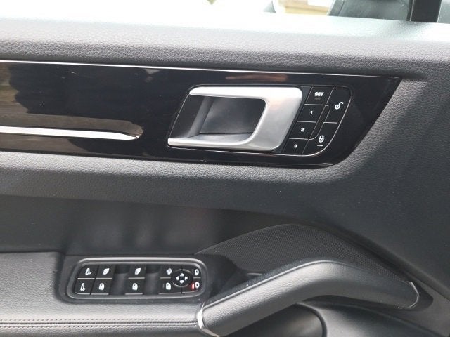 2019 Porsche Cayenne Base