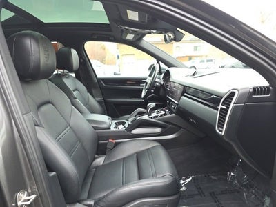 2019 Porsche Cayenne Base