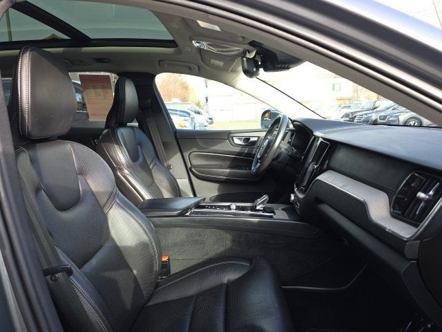 2021 Volvo XC60 Inscription Expression