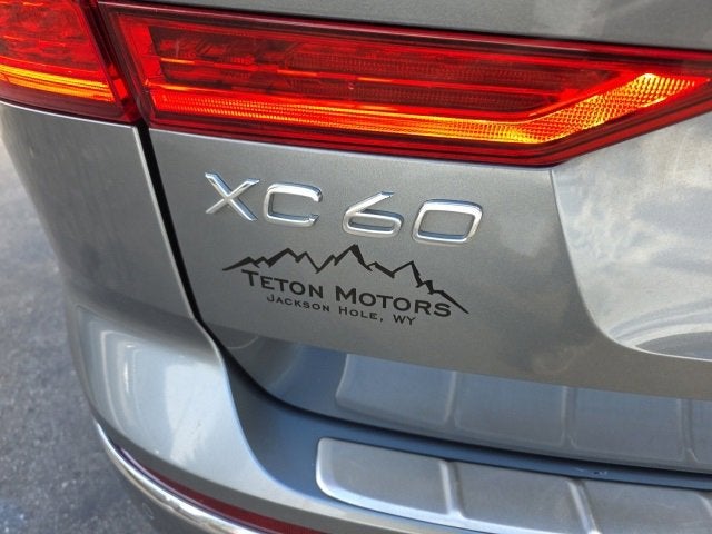 2021 Volvo XC60 Inscription Expression